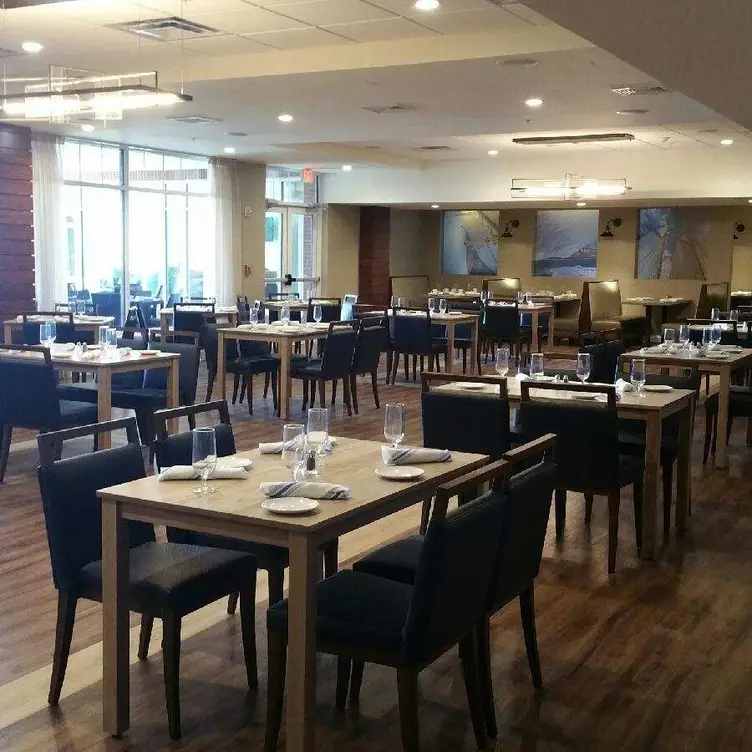 Johnny's - Johnny's at The Atlantic Resort, Middletown, RI