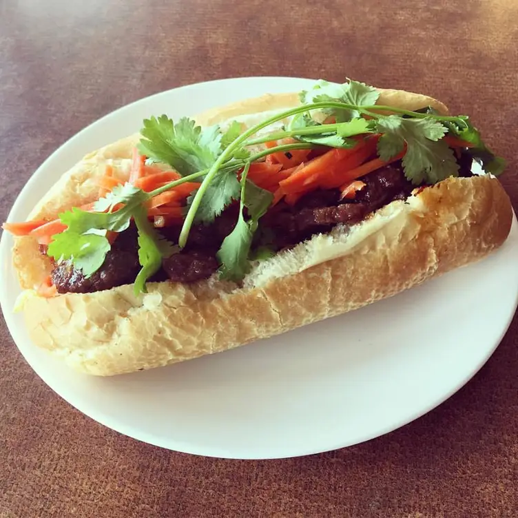 Pho Dau Bo, Calgary, AB