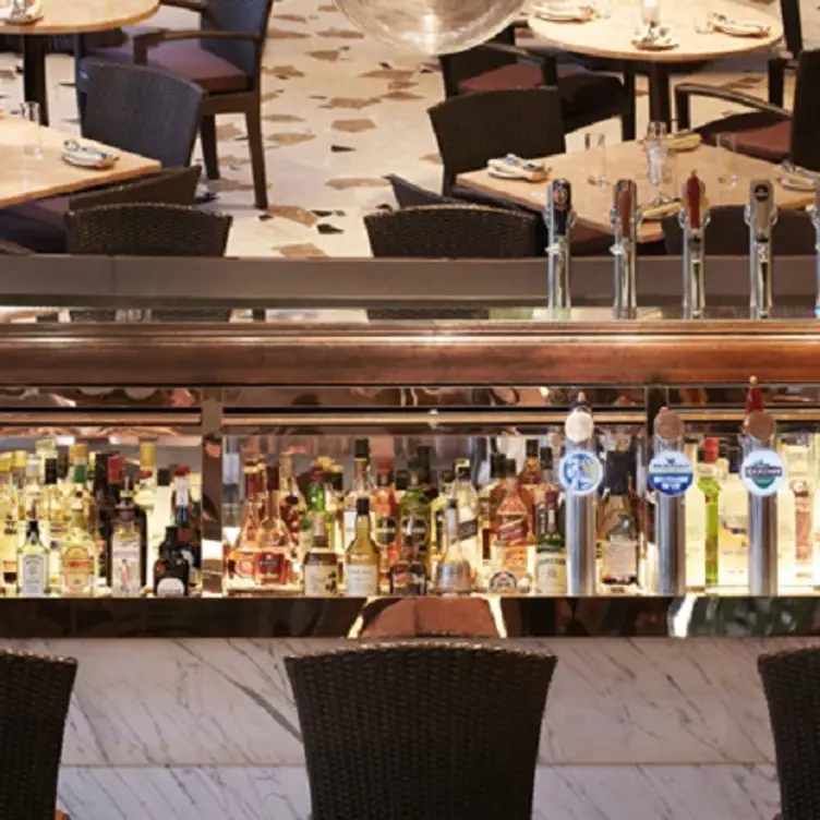 Crossroads Cafe - Singapore Marriott Tang Plaza Hotel, Singapore, Singapore