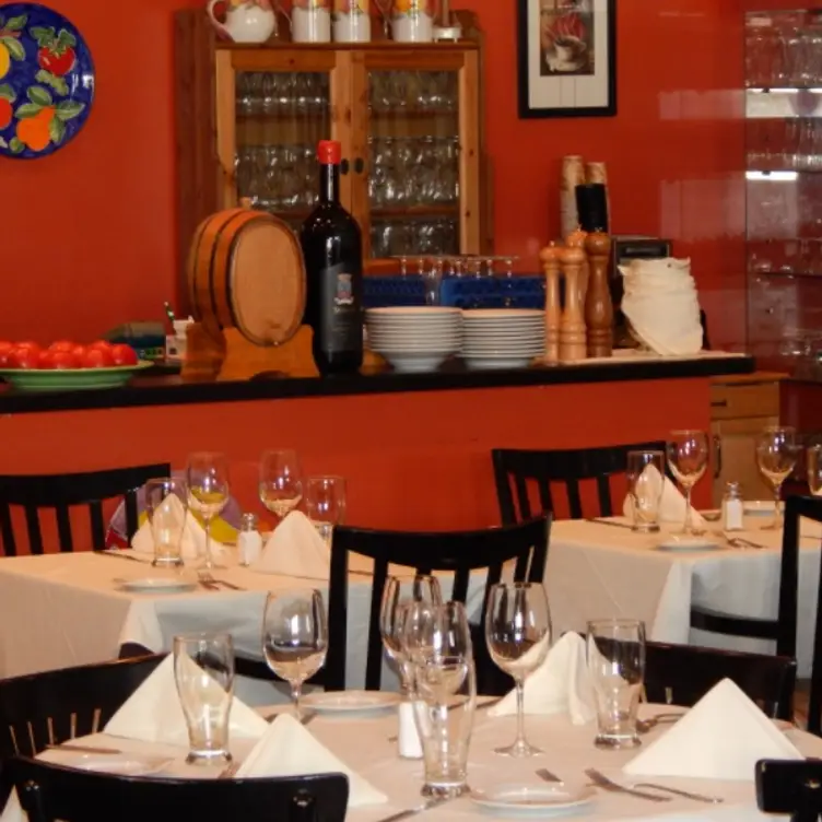 Anna's Italian Kitchen - Permanently Closed, Middletown, NJ