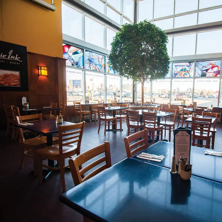 Prairie Ink Restaurant, Winnipeg, MB