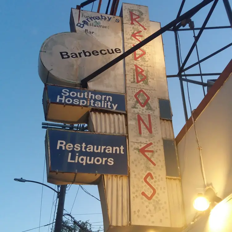 Redbones BBQ, Somerville, MA