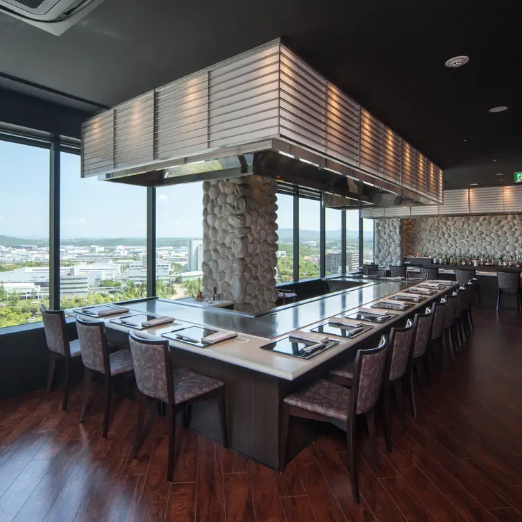 カウンター昼 - Teppanyaki Gojozaka - Seishin Oriental Hotel, Nishi-ku, Kobe-shi, Hyogo