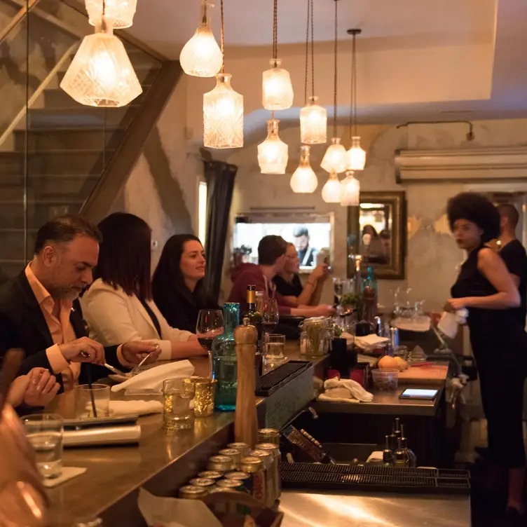 Bar Reyna - Cocktail and Snack Bar in Yorkville - Bar Reyna, Toronto, ON