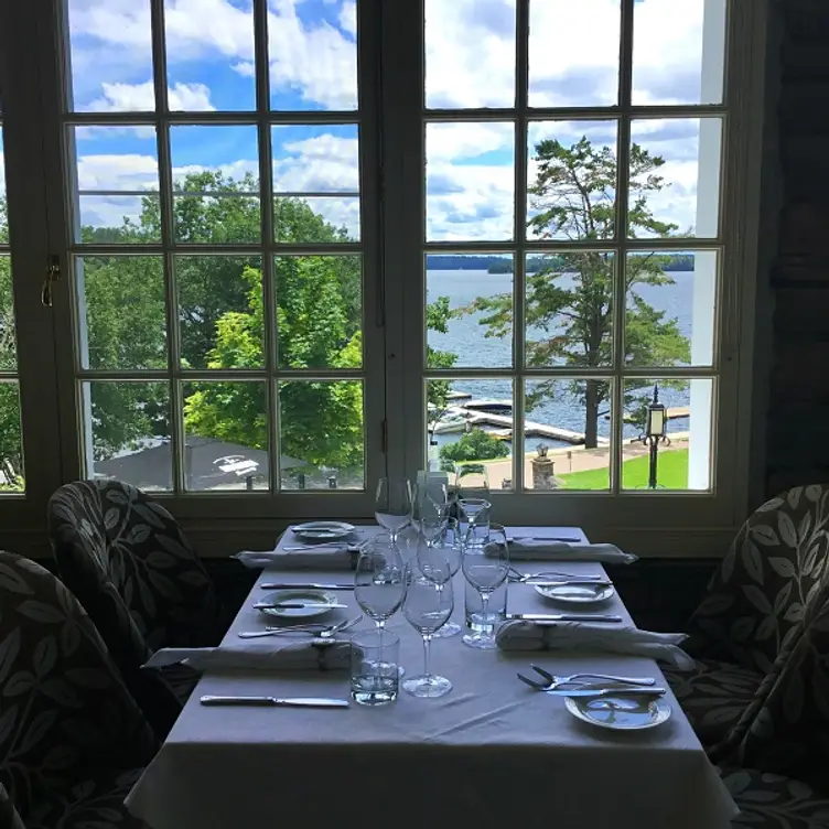 Rosseau Grill - The Rosseau at Windermere House, Windermere, ON