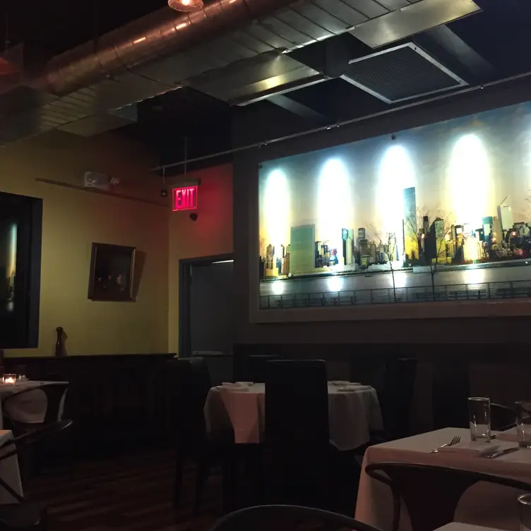 Crescent Grill - Permanently Closed, Long Island City, NY