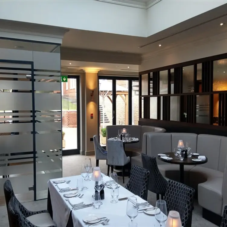 Marco Pierre White Steakhouse at The Manor Hotel Meriden，WarwickshireCoventry