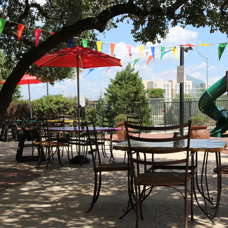 Pericos Patio Dining Area and Playground - Pericos-Sonterra, San Antonio, TX
