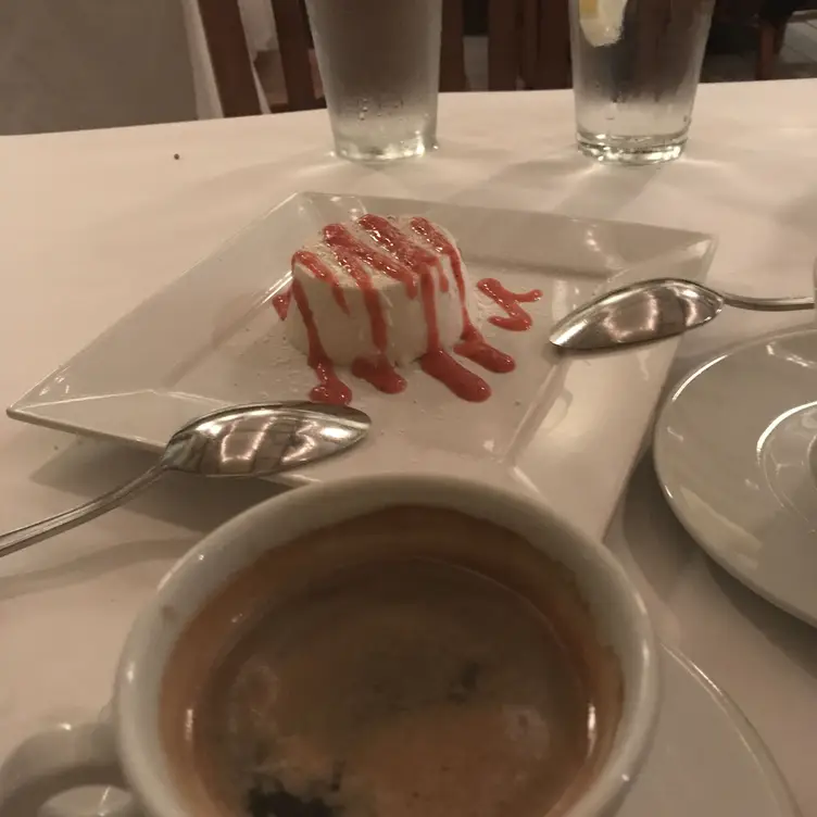 Vero - Permanently Closed, Palo Alto, CA