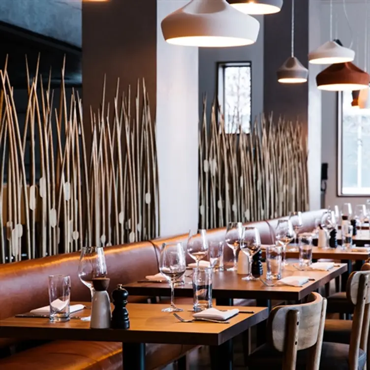 CO-OP Restaurant & Lounge, Philadelphia, PA