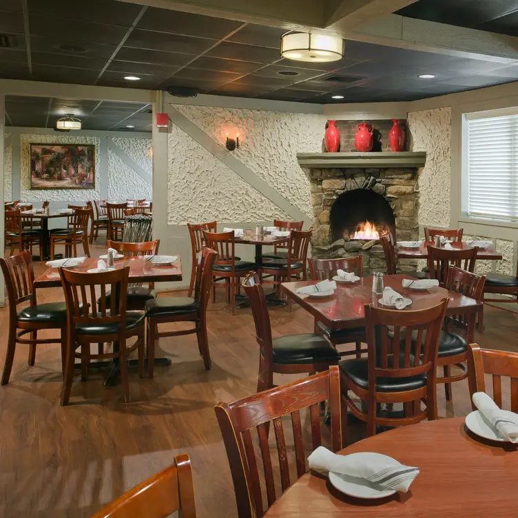 Basta Pasta - Timonium, Timonium, MD