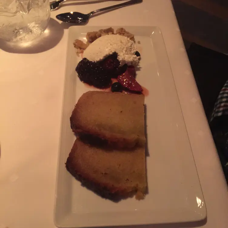NOE GRILL at the Omni Houston Hotel, Houston, TX