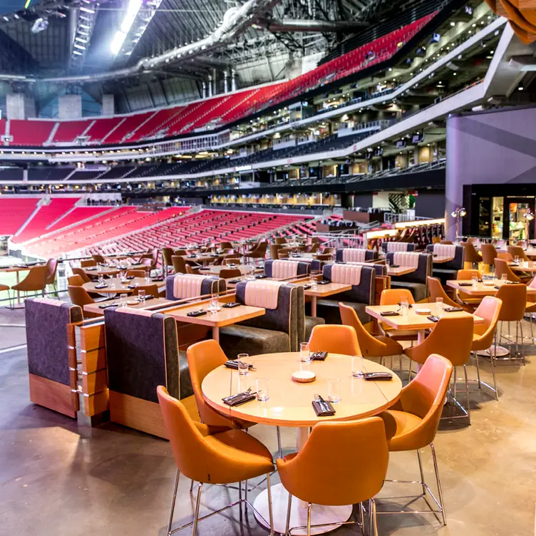 Molly B's at Mercedes-Benz Stadium - Membership - Permanently Closed，GAAtlanta