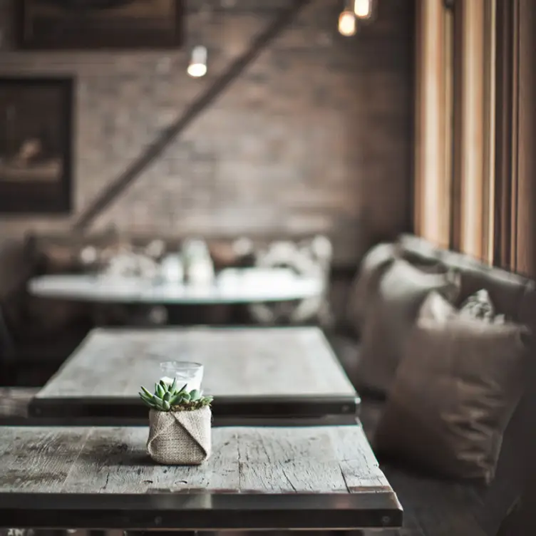 Window Seating - Pallet - Permanently Closed, Salt Lake City, UT