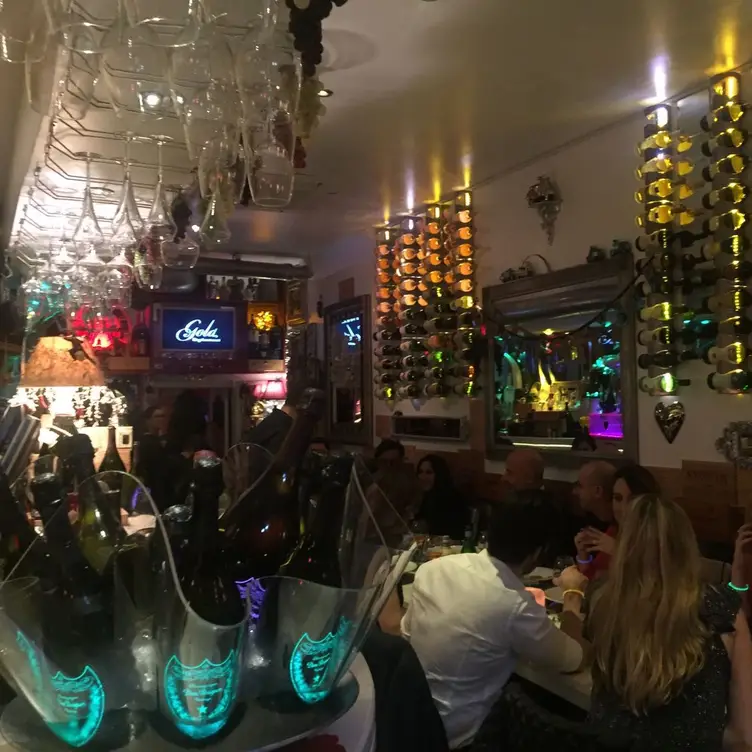 Gola, London, 