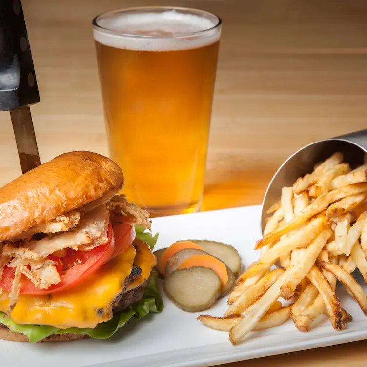 Tolay Burger - Tolay - Sheraton Petaluma, Petaluma, CA