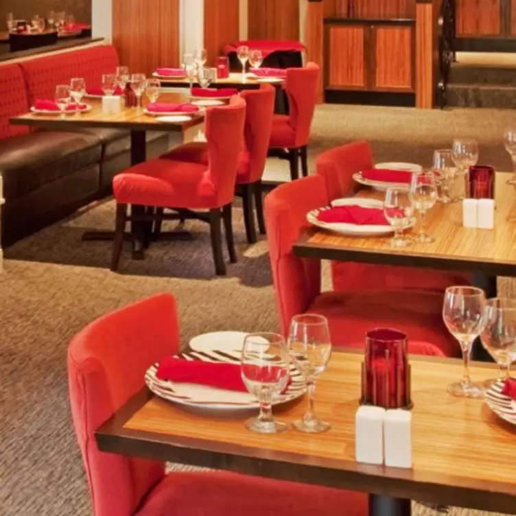 Dining Area - Zebra Room, Kansas City, MO