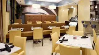 A photo of King Bar & Bistro at the Hotel Indigo Baton Rouge restaurant