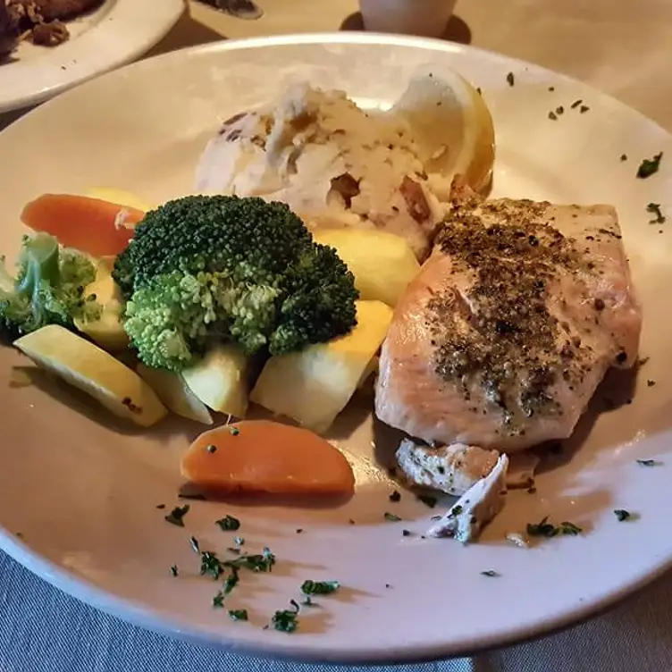 Bentley's Steak & Chop House - Permanently Closed, Encinitas, CA