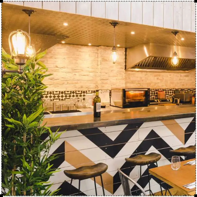 Zala Sqaure - Zala Grill, London, 