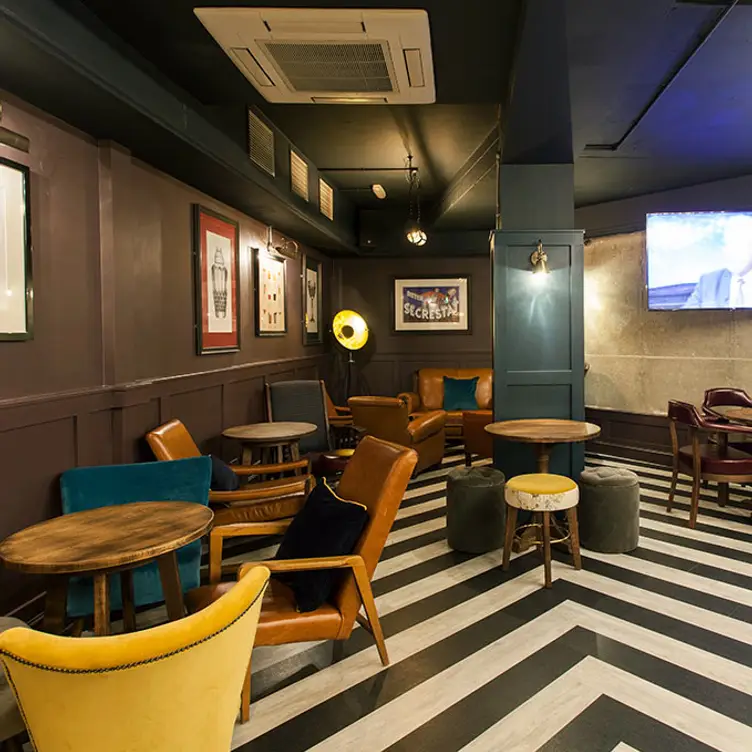The Square Pig, London, 