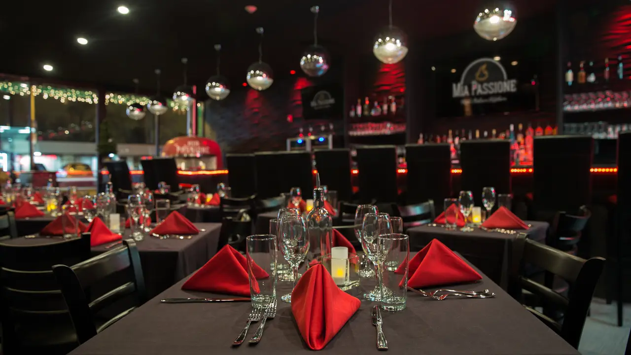 Mia Passione - River Grove, River Grove, IL