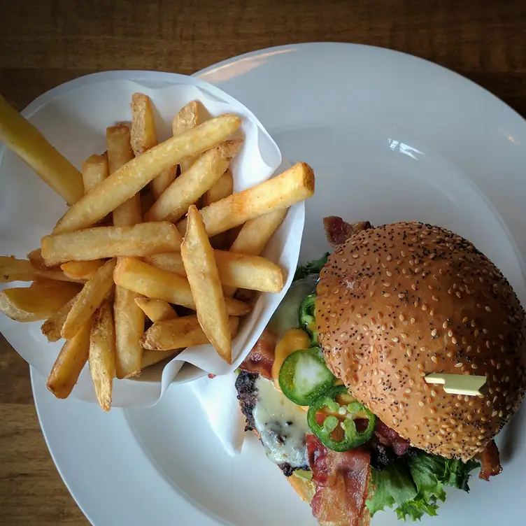 Turtle Jack's Muskoka Grill - Dixon Rd, Etobicoke, ON
