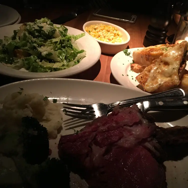 Houston's - Pasadena, Pasadena, CA