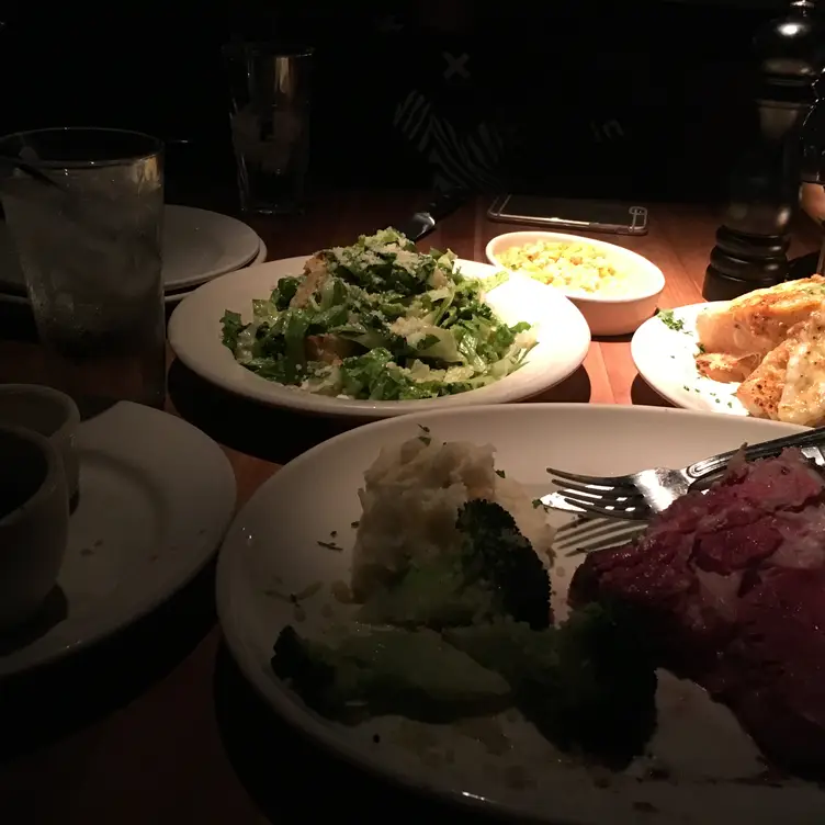 Houston's - Pasadena, Pasadena, CA