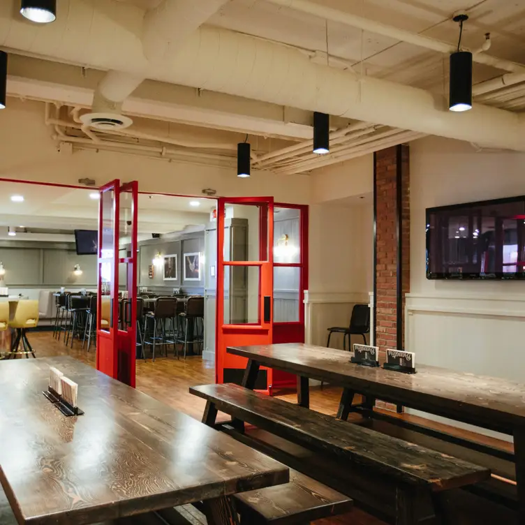 Brewsters Brewing Company & Restaurant  - 11th Ave AB Calgary