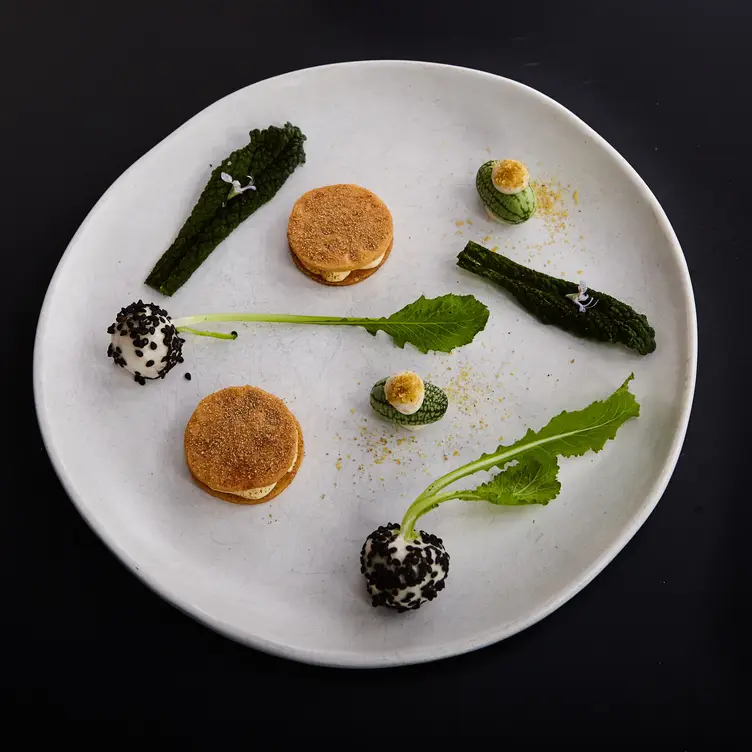 Snacks - Yellow, Potts Point, AU-NSW
