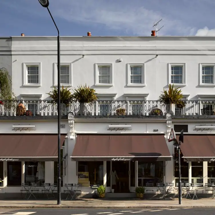 Daylesford Organic Notting Hill Exterior - DAYLESFORD - NOTTING HILL, London, 