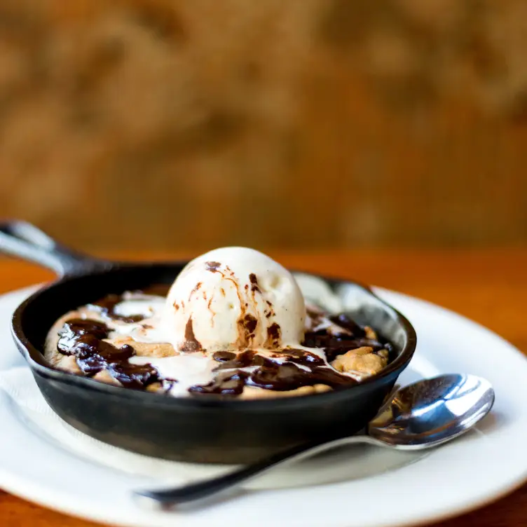 Skillet Cookie - House of Blues Restaurant & Bar - New Orleans, New Orleans, LA