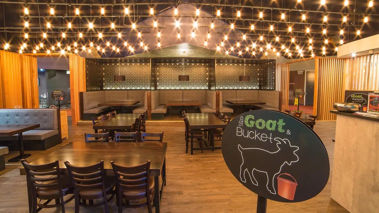 Goat & Bucket, Alice Springs, AU-NT