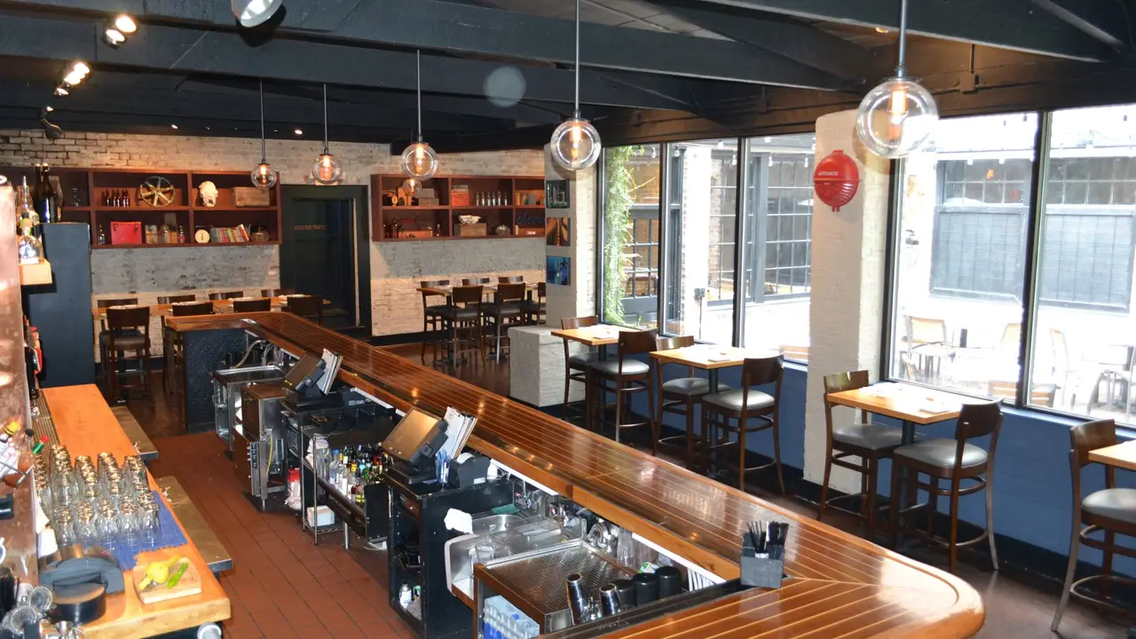 Craftsmen Kitchen and Tap House - Permanently Closed, Charleston, SC