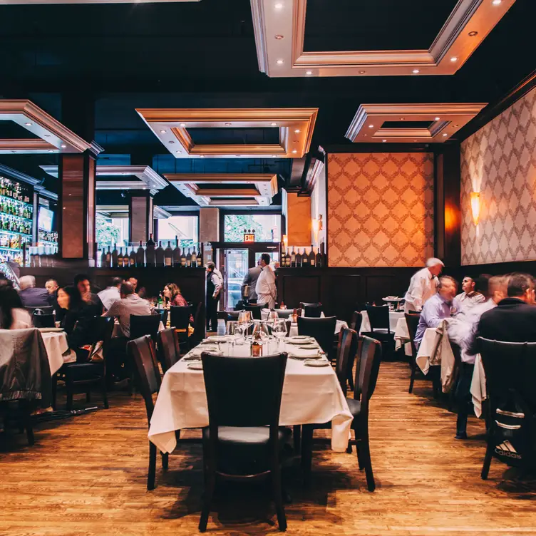 Rocco Steakhouse Madison Ave, New York, NY