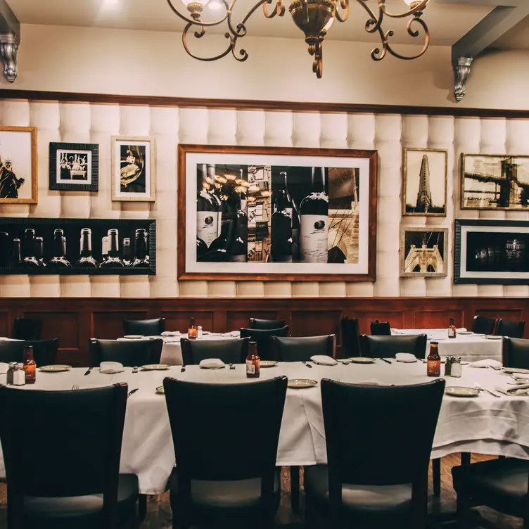 Rocco Steakhouse Madison Ave, New York, NY