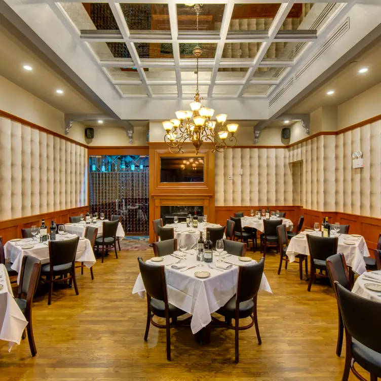 Rocco Steakhouse Madison Ave, New York, NY