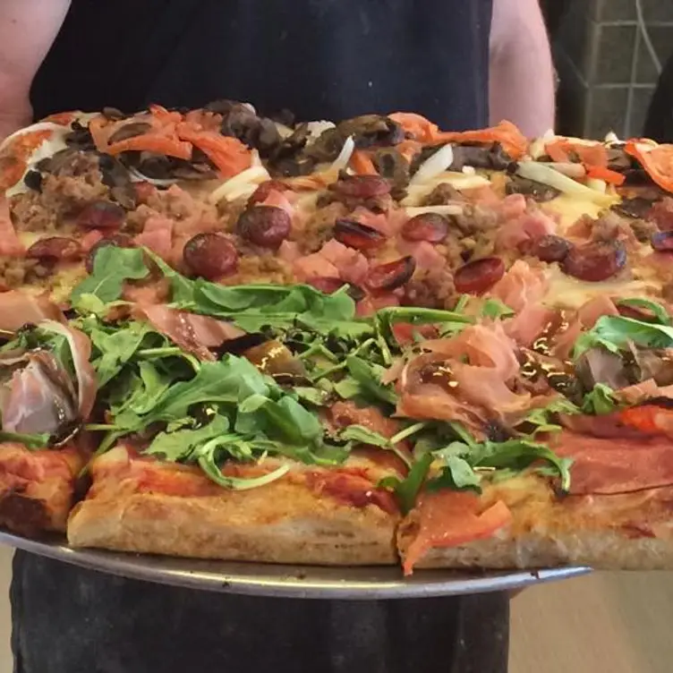 Slyce pizzeria, Port Orange, FL