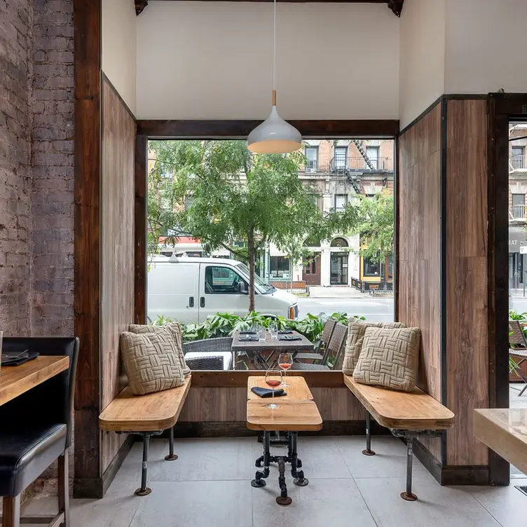 Vai Restaurant and Spuntino Bar - Permanently Closed, New York, NY