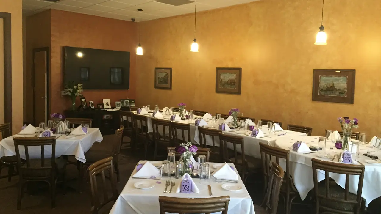 Cafe Alfredo - Permanently Closed, Naples, FL
