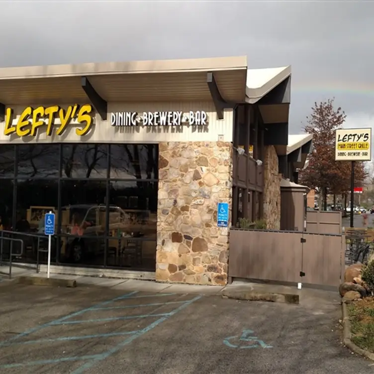 Lefty's Main Street Grille, Blacksburg, VA
