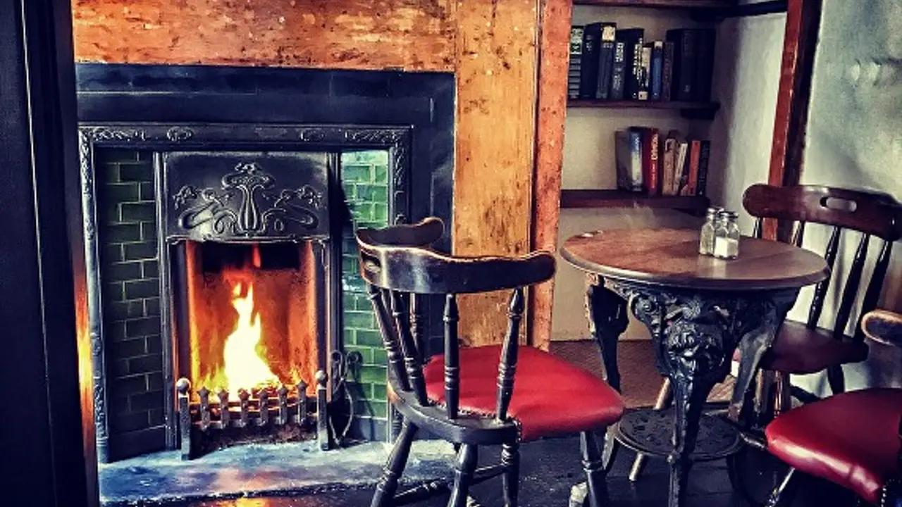 Five Pointed Star, West Malling, Kent