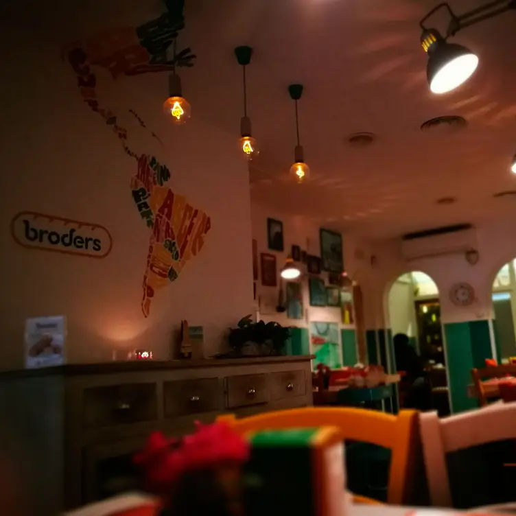 Broders, Barcelona, Barcelona