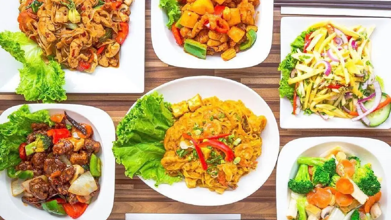 Thai Room - Cabbagetown, Toronto, ON