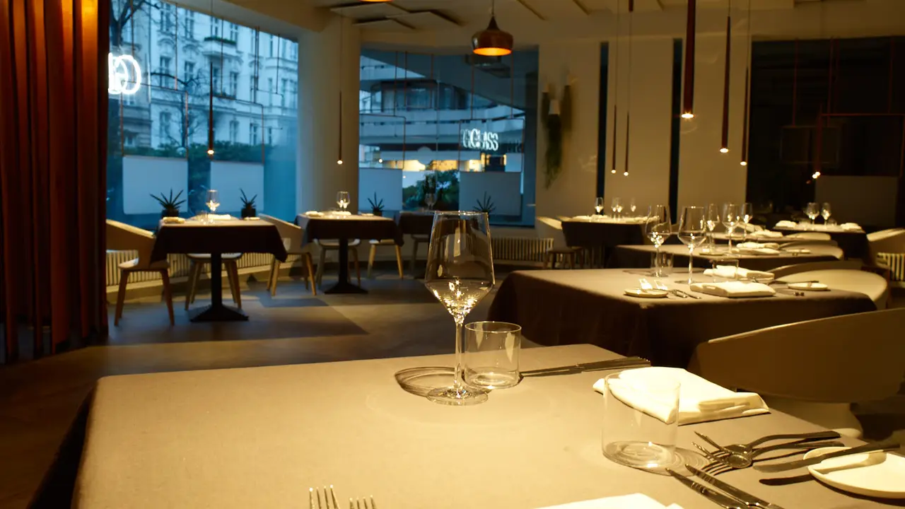 Restaurant GLASS, Berlin, BE