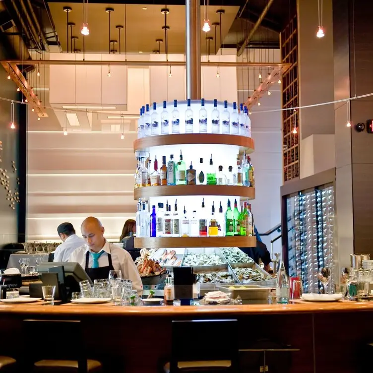 Coast Bar - COAST Restaurant, Vancouver, BC