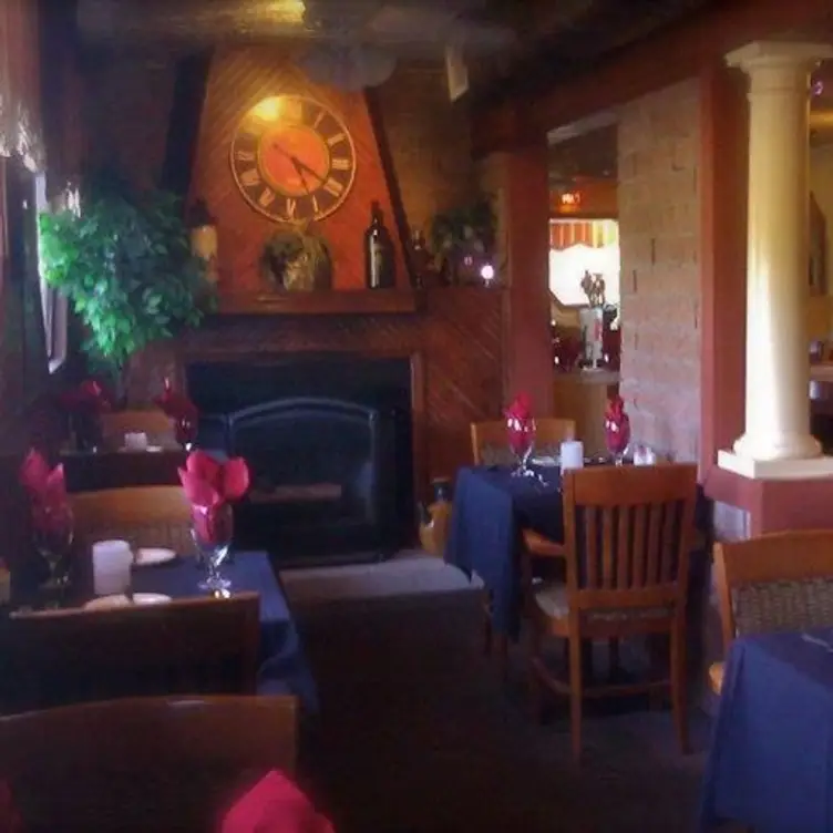 Bello Valentinos, New Smyrna Beach, FL