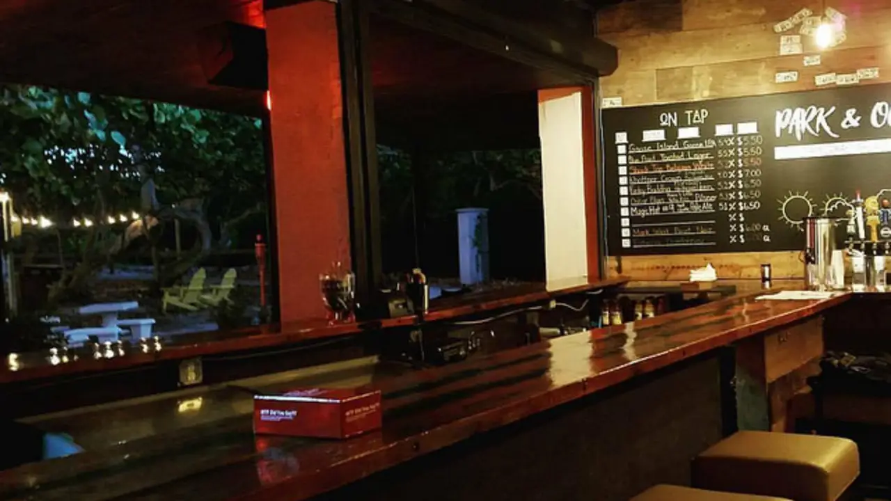 Bar - Park & Ocean, Fort Lauderdale, FL