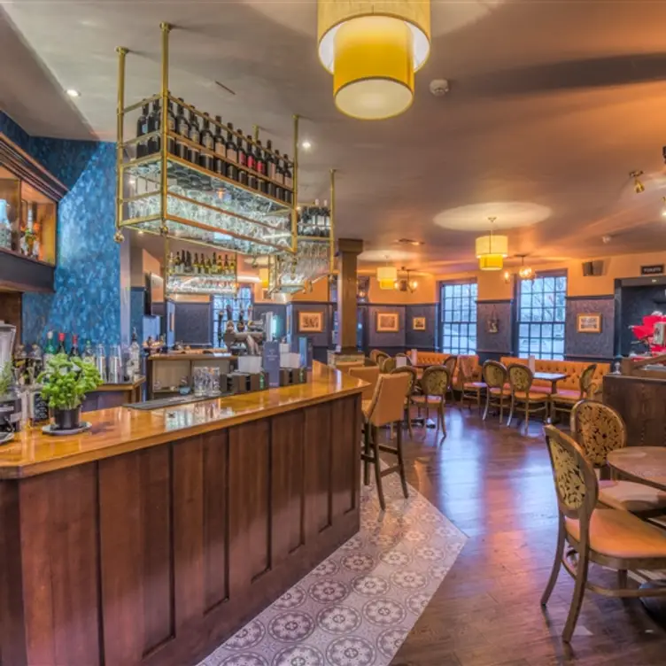 The Runway Bar & Kitchen - Permanently Closed, Uxbridge, Greater London